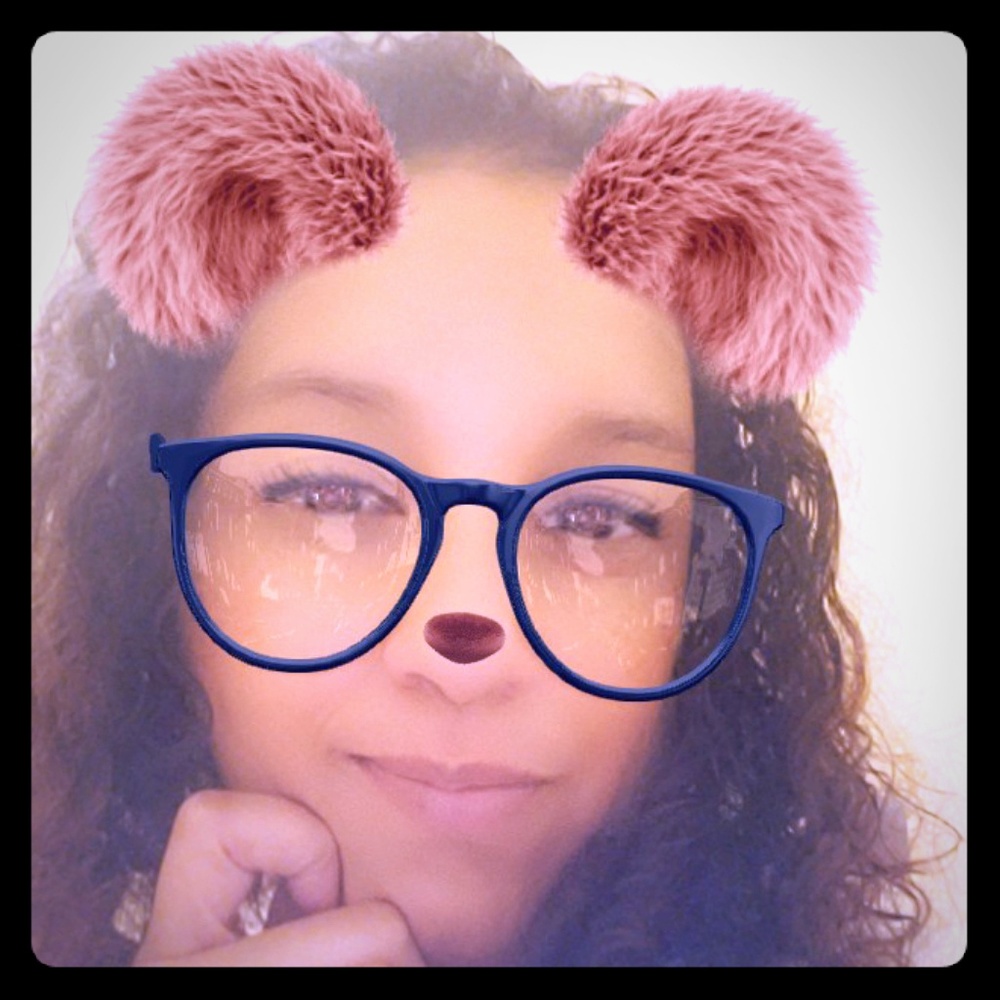 Meet your Posher, Renalda